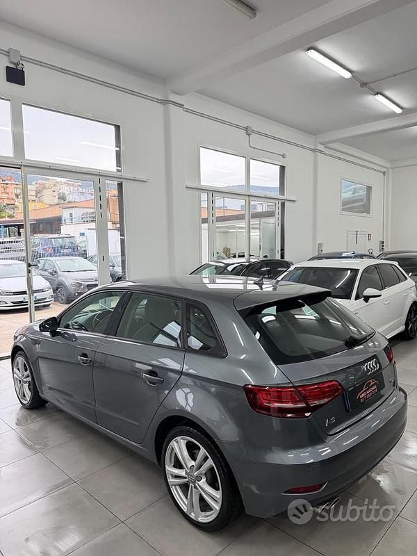 Usata Audi A3 Sport 150 CV (110 kW) 2018 Grigio Berlina
