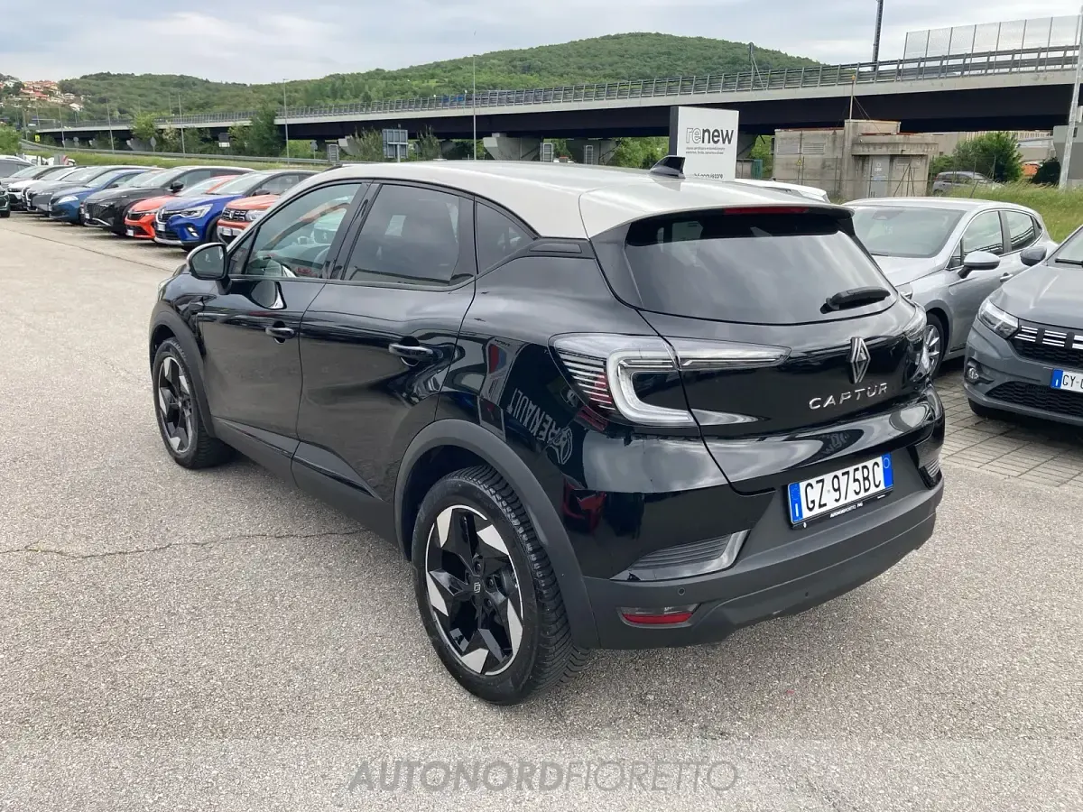 Usata Renault Captur Techno 91 CV (66 kW) 2025 Nero SUV