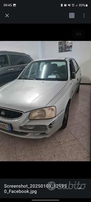 Usata Hyundai Accent 86 CV (63 kW) 2002 Grigio Berlina