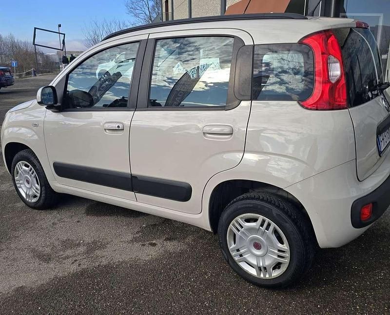 Usata Fiat Panda Lounge 80 CV (58 kW) 2017 Beige Utilitaria