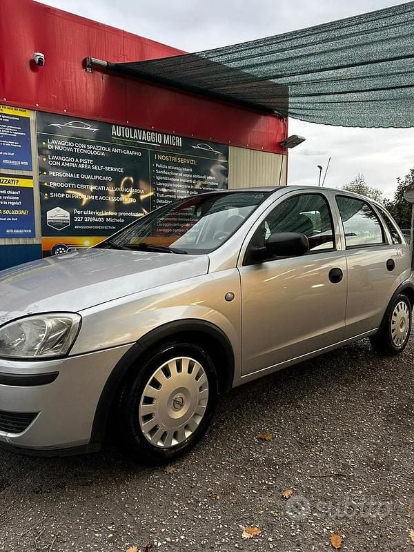 Usata Opel Corsa 60 CV (44 kW) 2004 Grigio Berlina