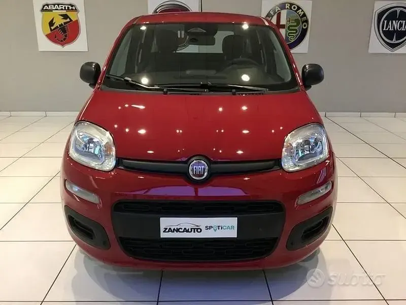 Nuevo Fiat Panda Pop 70 CV (51 kW) 2026 Rojo Utilitario