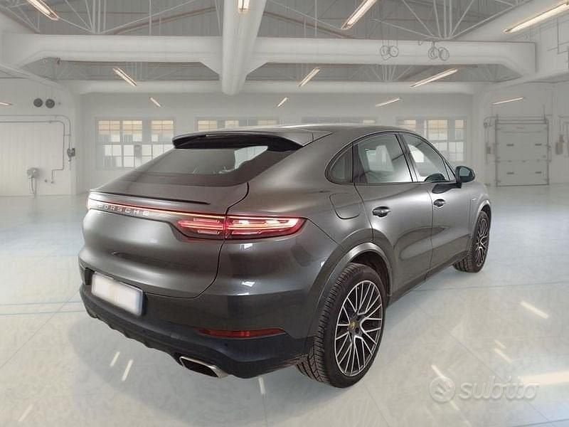 Usata Porsche Cayenne 2020 Grigio SUV