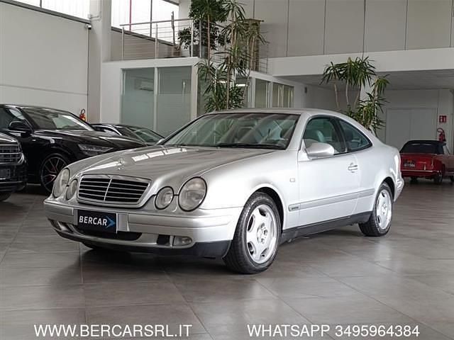 Argento Usata 1999 Mercedes 200 Avantgarde Tre volumi | 5300 € - Immagine 1/4