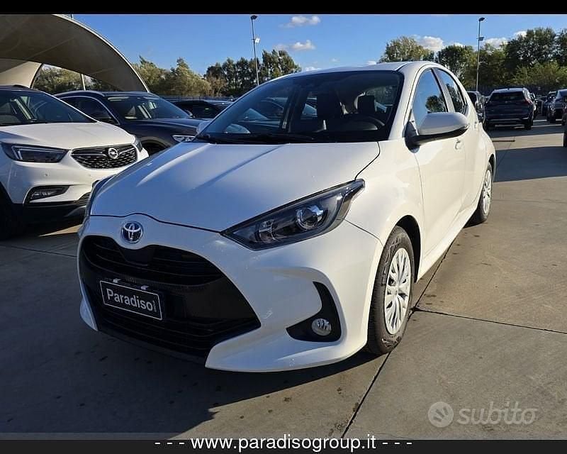 Bianco Usata 2024 Toyota Yaris Hybrid Business Edition Berlina | 19.900 € (Buon prezzo) - Immagine 1/4