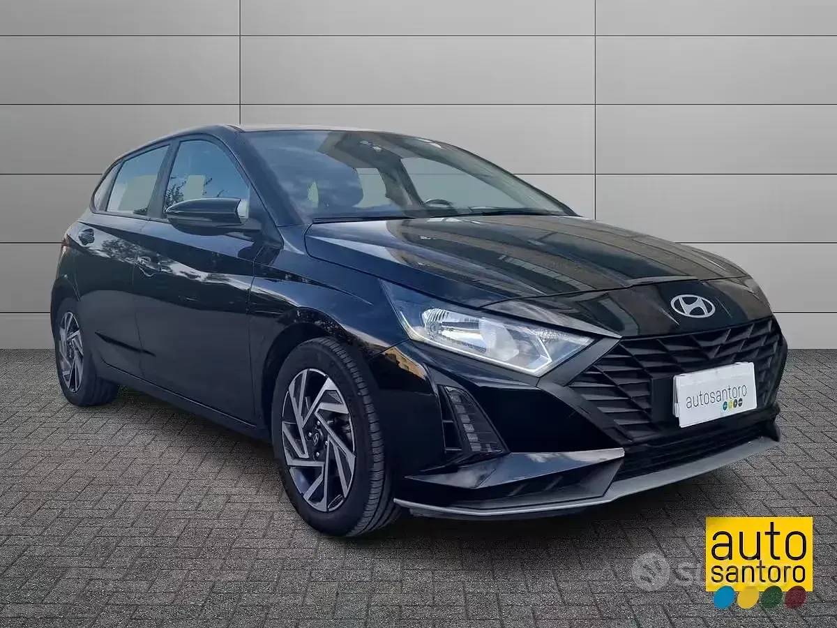Usata Hyundai i20 84 CV (61 kW) 2023 Nero Utilitaria