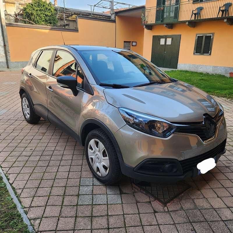Usata Renault Captur Life 90 CV (66 kW) 2016 SUV