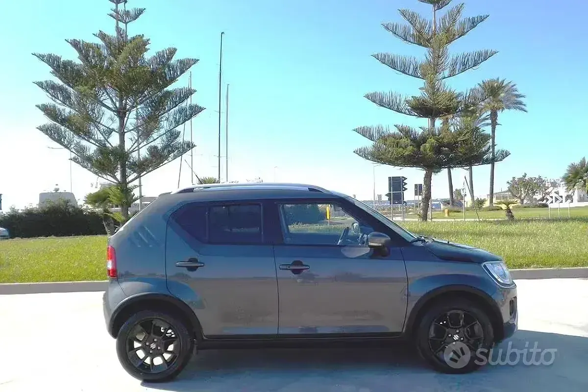 Usata Suzuki Ignis 83 CV (61 kW) 2021 Grigio SUV