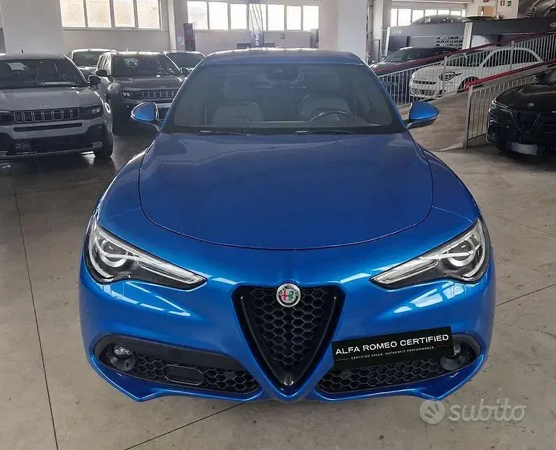 Usata Alfa Romeo Stelvio Veloce 210 CV (154 kW) 2021 Bluazzurro SUV