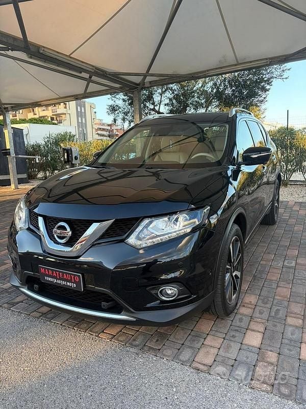 Usata Nissan X-Trail Tekna 131 CV (96 kW) 2015 Nero SUV