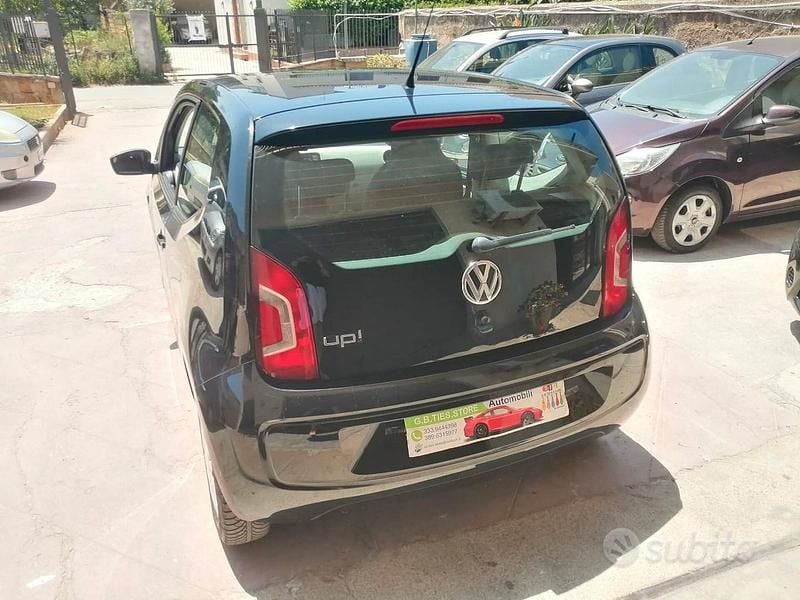 Usata VW up! 75 CV (55 kW) 2013 Blu Utilitaria
