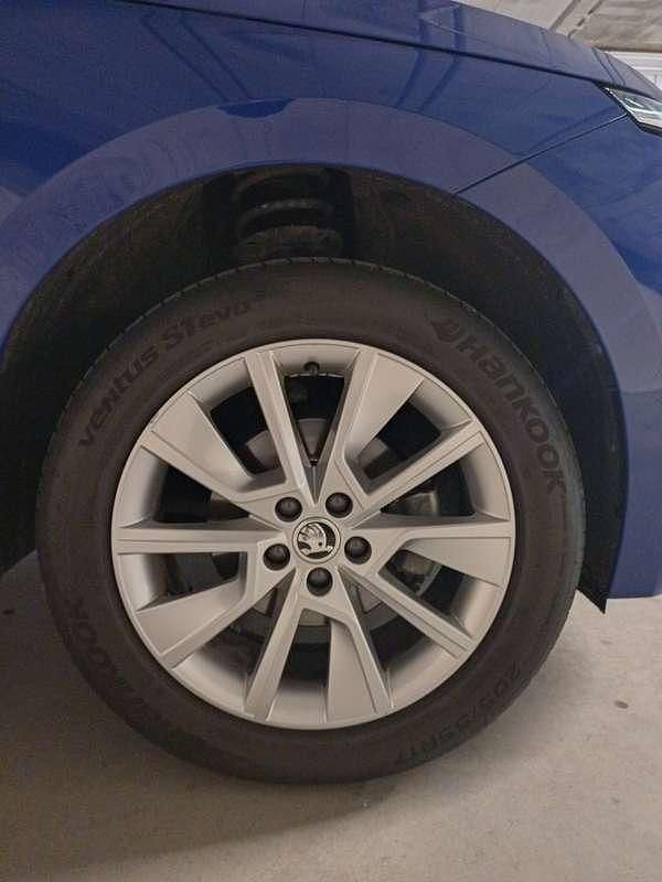 Usata Skoda Kamiq Style 110 CV (80 kW) 2022 Blu/azzurro SUV