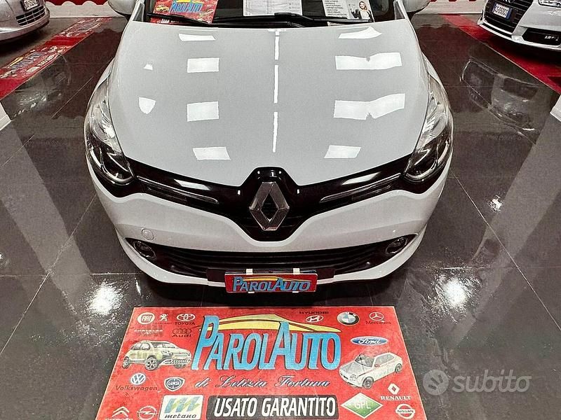 Usata Renault Clio GrandTour 90 CV (66 kW) 2015 Bianco Station wagon