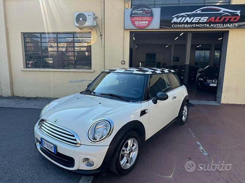 Bianco Usata 2013 Mini One D Due volumi | 4700 € (Ottimo prezzo) - Immagine 1/4