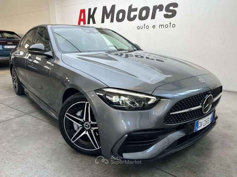 Usata Mercedes C220 AMG line 200 CV (147 kW) 2024 Grigio Berlina
