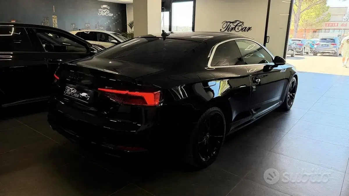 Usata Audi A5 Sport 190 CV (139 kW) 2017 Nero Coupé