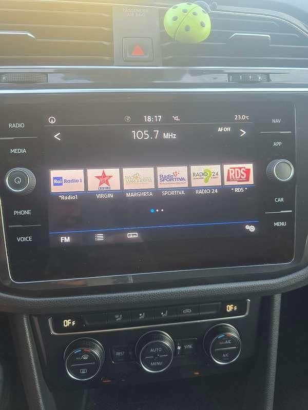 Grigio Usata 2020 VW Tiguan Business SUV | 19.500 € (Super prezzo) - Immagine 1/4