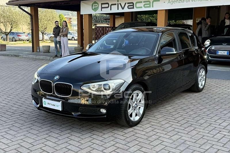 Usata BMW 116 Sport Line 116 CV (85 kW) 2012 Nero Utilitaria
