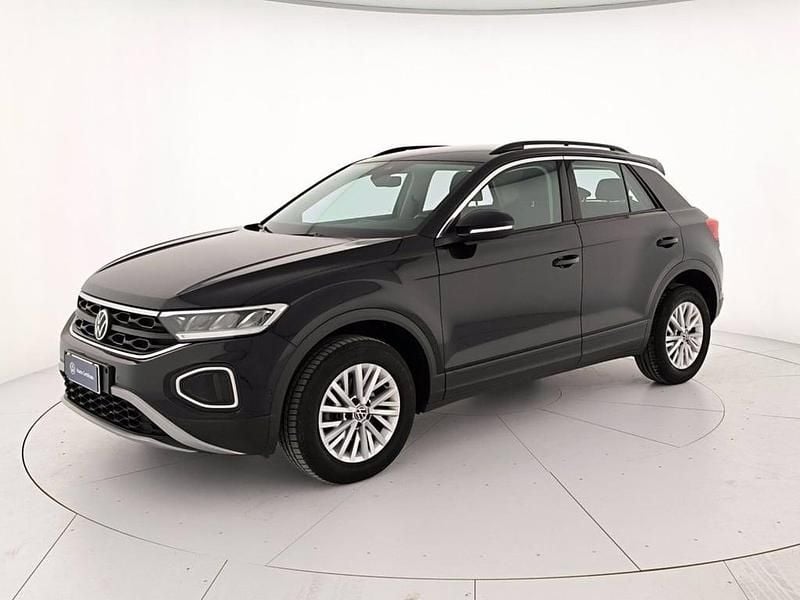 Deep black perlato Usata 2024 VW T-Roc Life SUV | 27.500 € (Buon prezzo) - Immagine 1/4