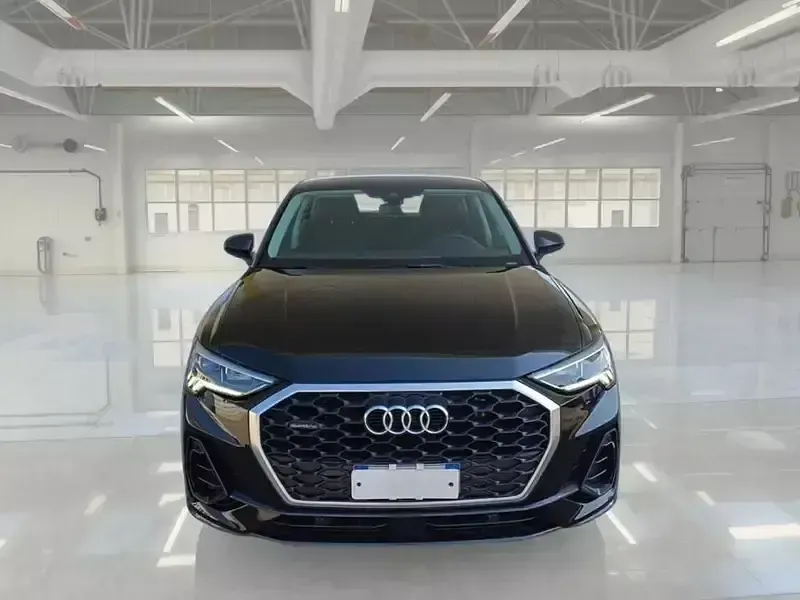 Usata Audi Q3 Sportback Business Plus 149 CV (109 kW) 2022 SUV