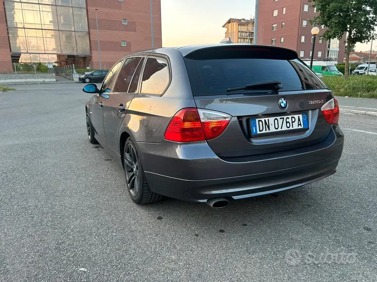 Usata BMW 320 177 CV (130 kW) 2008 Station wagon