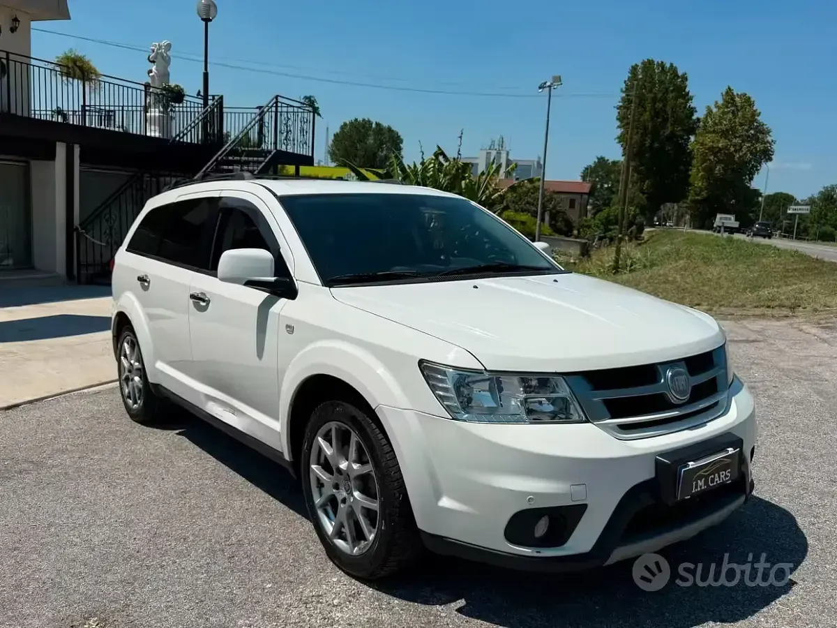 Usata Fiat Freemont Lounge 170 CV (125 kW) 2012 SUV