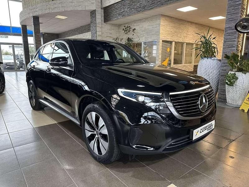 Begagnad Mercedes EQC400 144 kW (197 HK) 2022 Svart SUV
