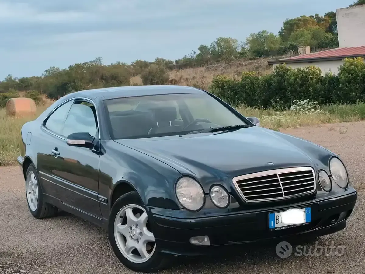 Usata Mercedes CLK200 163 CV (119 kW) 2002 Nero Coupé