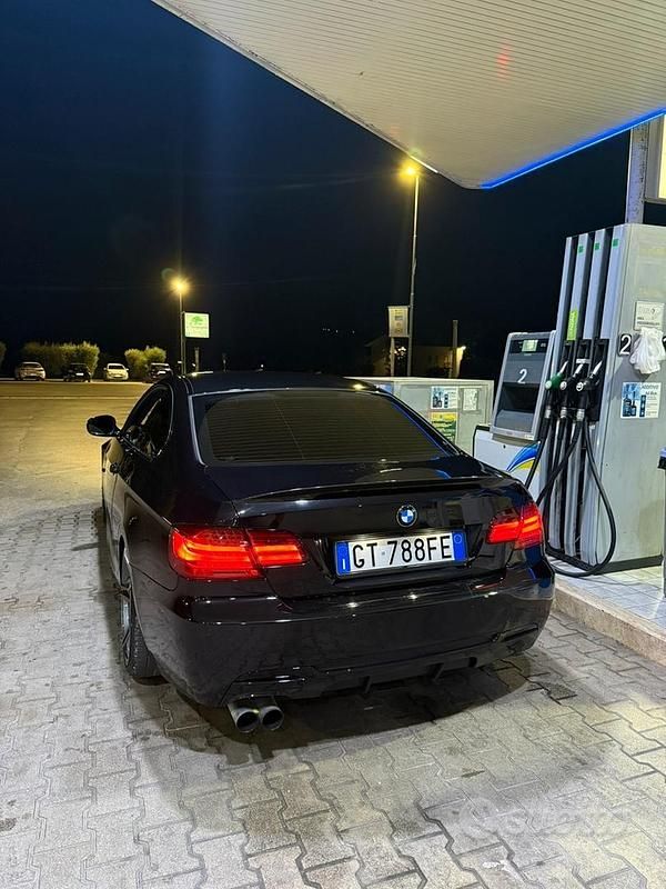 Usata BMW 320 170 CV (125 kW) 2010 Nero Coupé