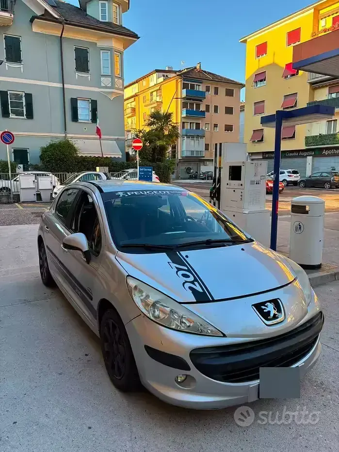 Usata Peugeot 207 95 CV (69 kW) 2009 Grigio Berlina