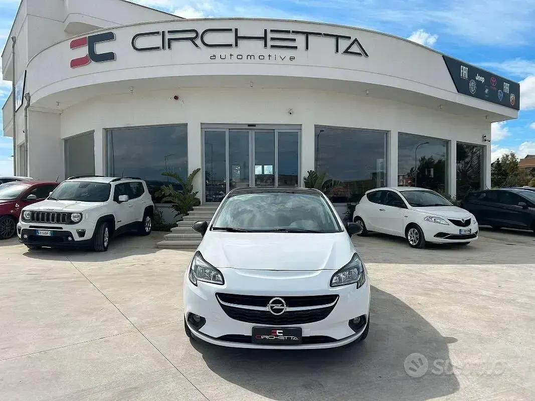 Usata Opel Corsa 90 CV (66 kW) 2017 Other Utilitaria