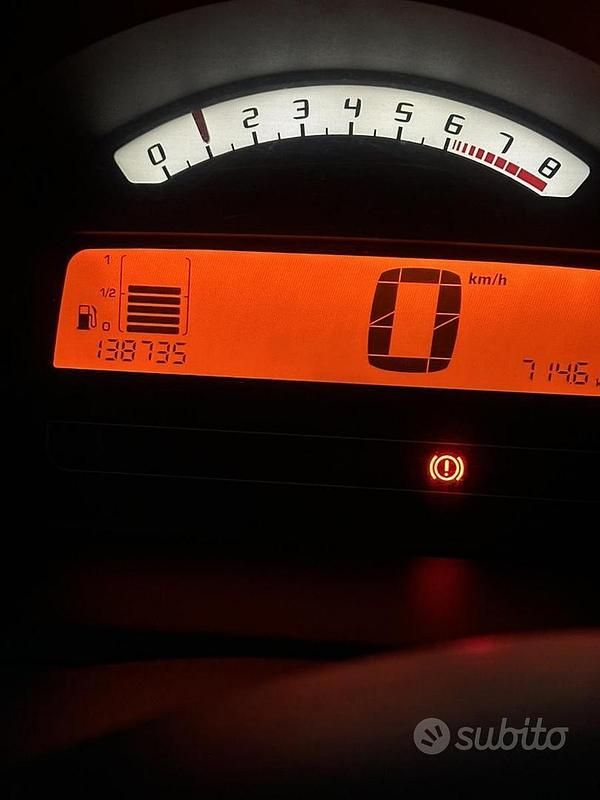 Usata Citroën C2 Elegance 60 CV (44 kW) 2008 Nero Utilitaria