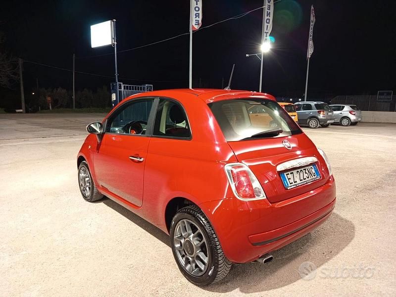 Usata Fiat 500 Lounge 69 CV (50 kW) 2015 Rosso Utilitaria