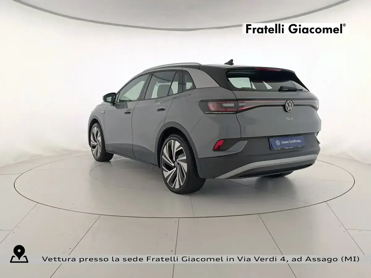 Käytetty VW ID.4 Pro Performance 150 kW (204 HP) 2022 Harmaa Katumaasturi
