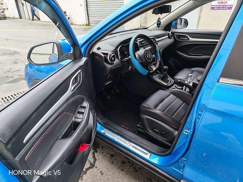 Usata MG ZS Luxury 106 CV (77 kW) 2022 Blu/azzurro SUV