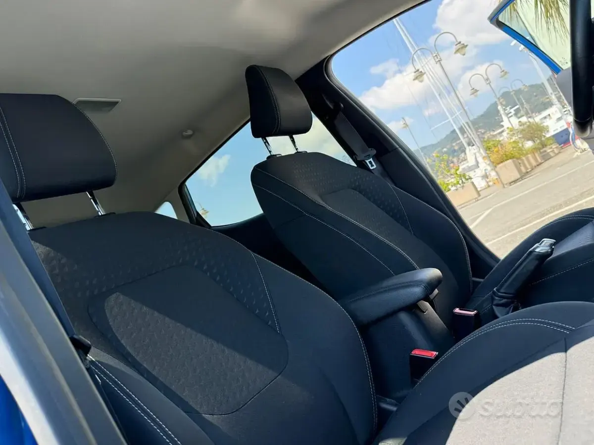 Usata Ford Fiesta Titanium 95 CV (69 kW) 2020 Bluazzurro Utilitaria