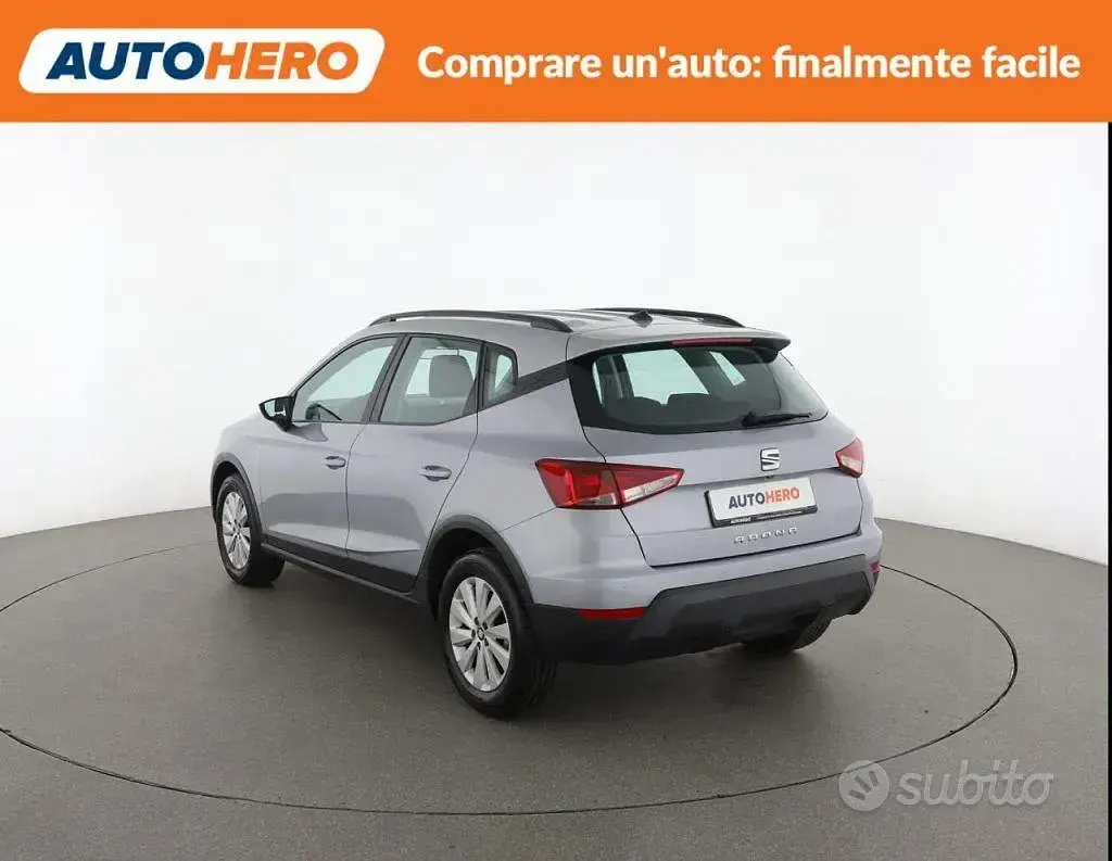 Usata Seat Arona Style 116 CV (85 kW) 2019 Grigio SUV