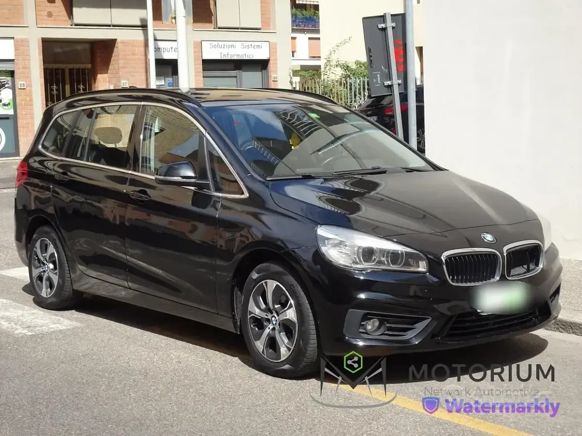 Usata BMW 216 Active Tourer Comfort Edition 116 CV (85 kW) 2016 Nero Monovolume