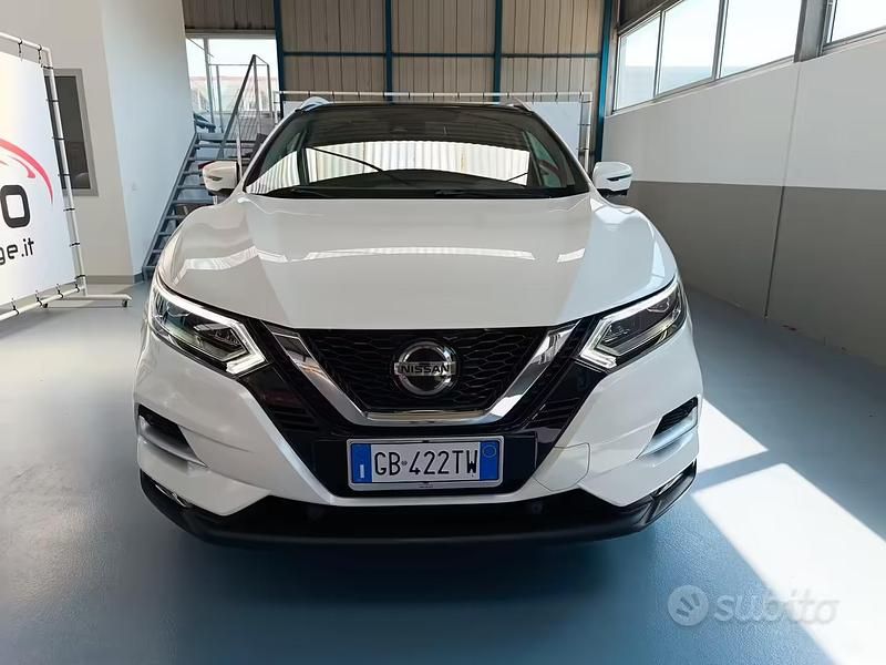 Usata Nissan Qashqai N-Connecta 160 CV (117 kW) 2020 Bianco SUV