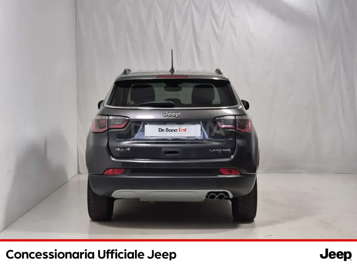 Usata Jeep Compass Opening Edition 140 CV (102 kW) 2017 Grigio SUV