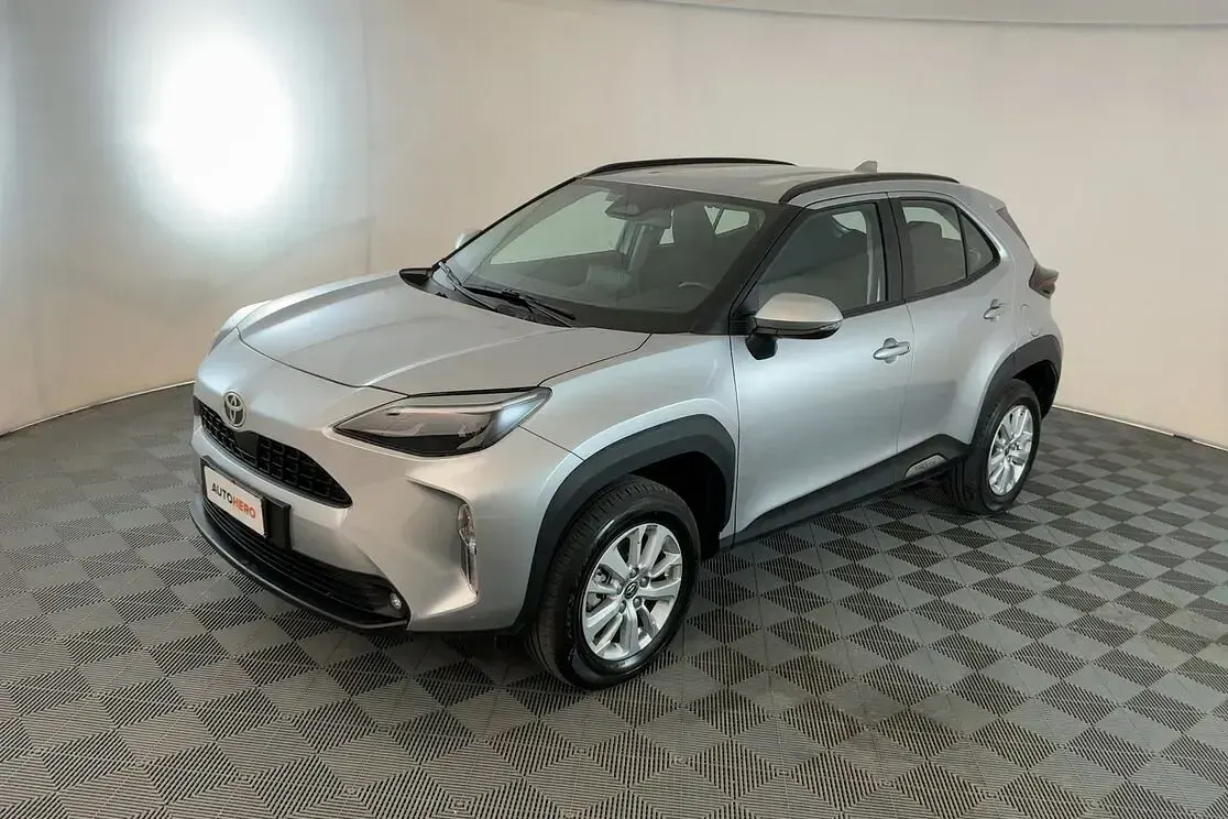 Usata Toyota Yaris Hybrid Active 116 CV (85 kW) 2025