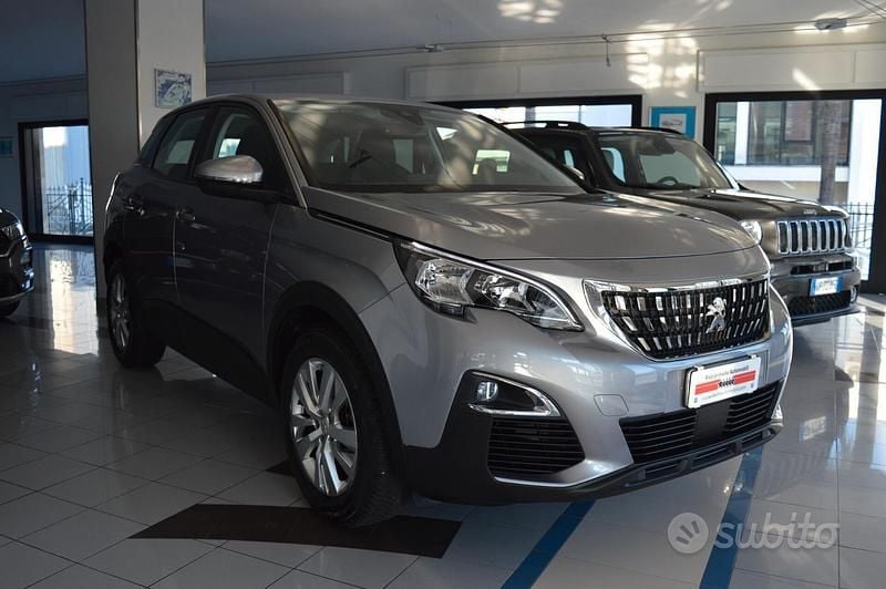 Usata Peugeot 3008 Business-Line 130 CV (95 kW) 2019 Grigio SUV