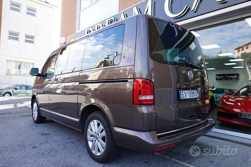 Usata VW Multivan Highline 180 CV (132 kW) 2015 Marrone Furgone