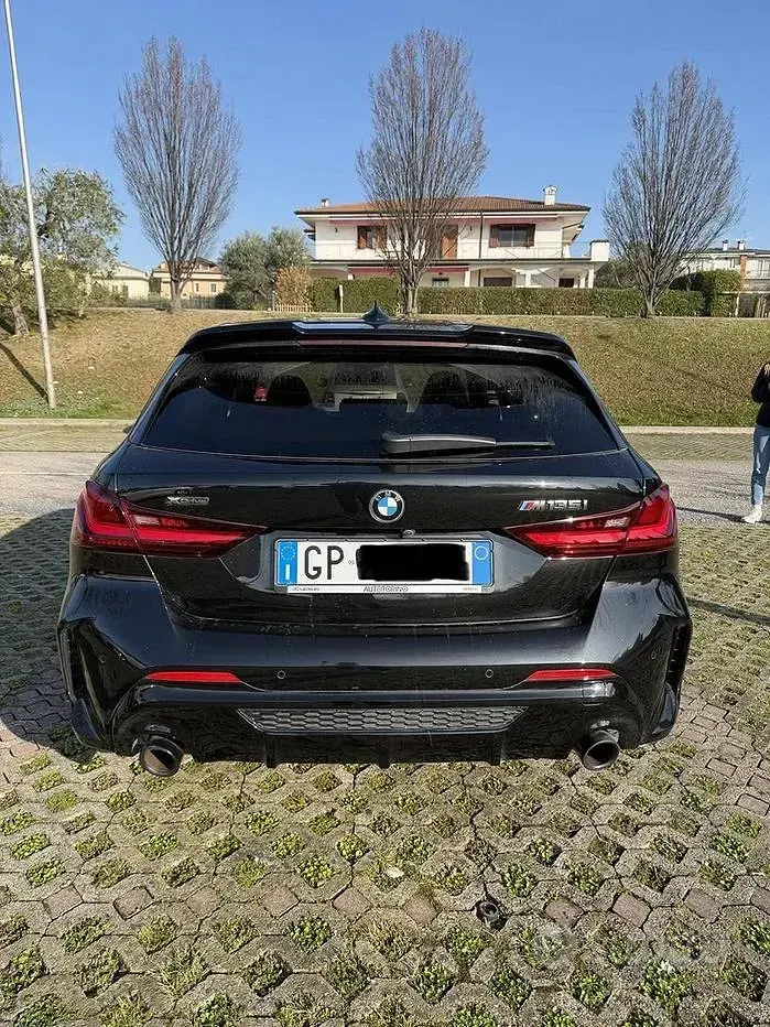 Usata BMW 135 Shadowline 306 CV (225 kW) 2023 Nero Utilitaria