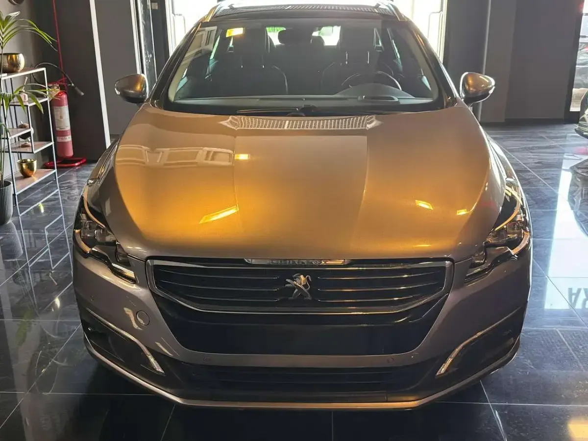 Usata Peugeot 508 SW Allure 181 CV (133 kW) 2017 Blu/azzurro Station wagon