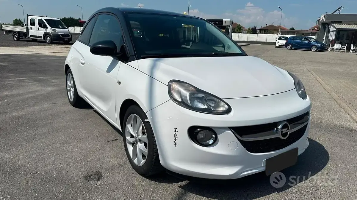 Usata Opel Adam 87 CV (63 kW) 2014 Bianco Utilitaria