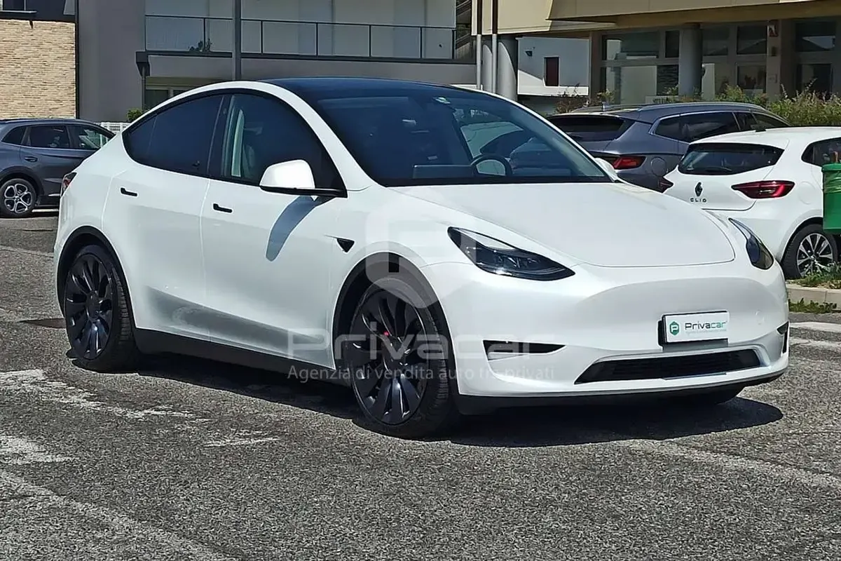 Usata Tesla Model Y Performance 185 kW (252 CV) 2023 Bianco SUV