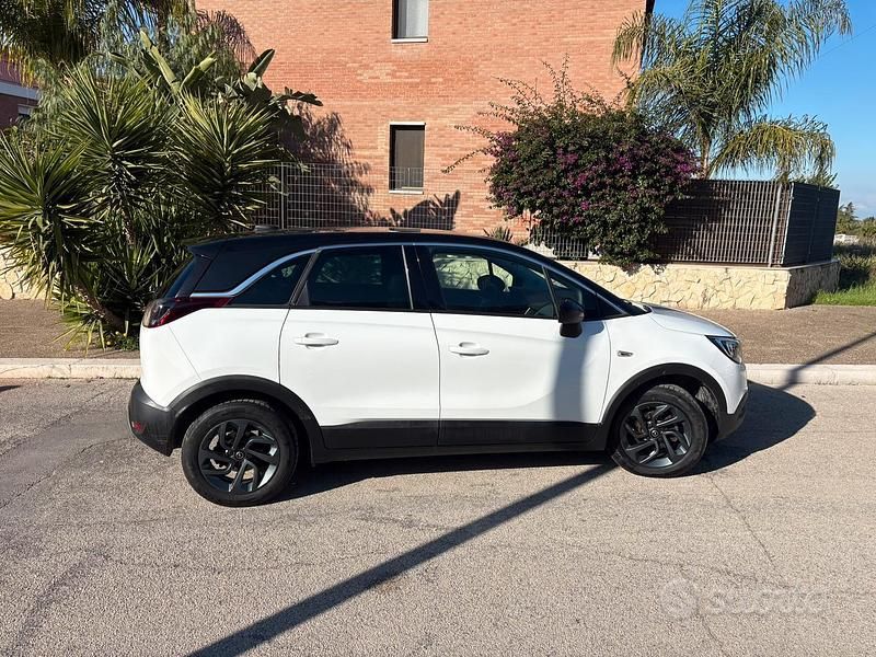 Usata Opel Crossland X Ultimate 99 CV (72 kW) 2017 Bianco SUV