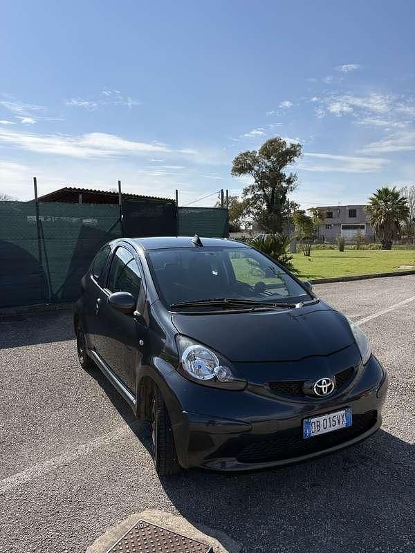 Usata Toyota Aygo 68 CV (50 kW) 2006 Utilitaria