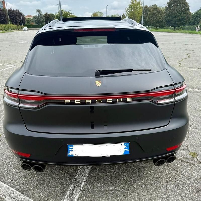 Usata Porsche Macan Turbo 245 CV (180 kW) 2019 Nero SUV